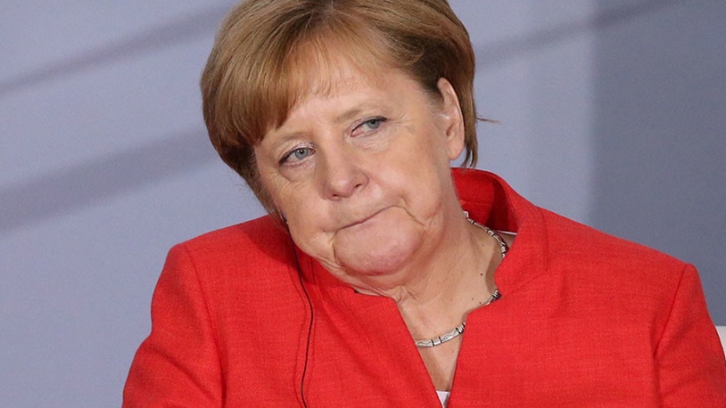 Merkel etiraf etdi: G20 başçıları arasında fikir ayrılığı var

