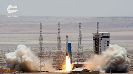 İranın kosmik nailiyyəti Fransa medialarında