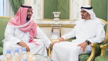 کیا امارات، سعودی اتحاد سے نکلنے کی تیاری کر رہاہے؟ یمن میں انصار کی فتح کے چھ اسباب کیا ہیں ؟ کیا اسرائیل کا حملہ حیران کن ہوگا، رای الیوم کا دقیق جائزہ