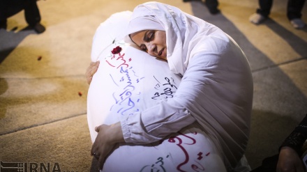   شہید جمشید آقا جانی کی تدفین کے رقت آمیزمناظر 