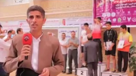  پێشبڕکێ بەدمیتۆنی لاوانی ئێران له شاری بۆکان