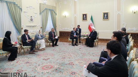 صدر حسن روحانی کی غیر ملکی حکام سے ملاقاتیں