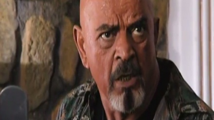 بەشێک لە زەنجیرە درامای بینای ژمارەی 85  بەشی 9