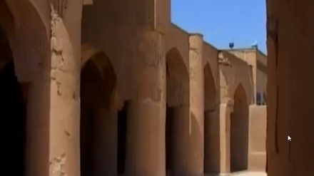 سمنان مزگەوتی تاریخانە