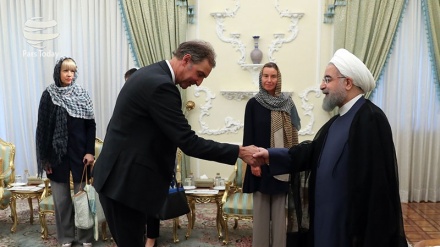 تہران غیر ملکی سرکاری وفود کا میزبان