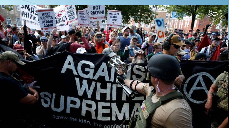 Şarlotsvil hadisələrində irqçilər atəş açıbmışlar