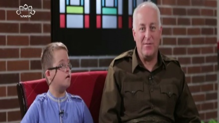 چەند بەشێک له بەرنامەی دووشەممەی شەوچرا