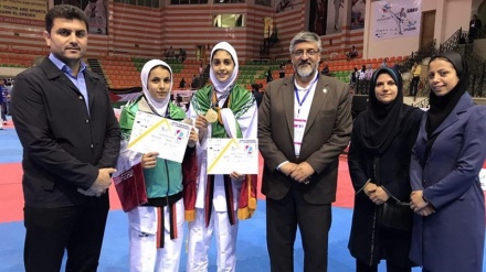 İranın yeniyetmələrdən ibarət taekvondo yığması dünya çempionatında 3 medal qazanıb