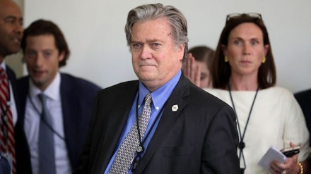 Tramp ABŞ-a xəyanətdə ittiham edildi