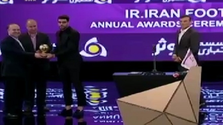 ڕێوڕه‌سمی هه‌لبژاردنی سه‌رکه‌وتووانی تپی پێی وه‌رزی 95 و 96