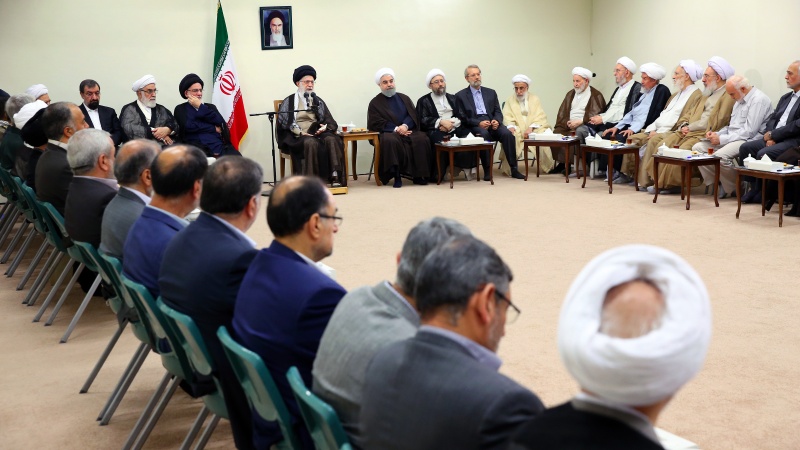  امام خمینی (رح) کے نظریات اور انقلابی افکار کی بالادستی پر تاکید 