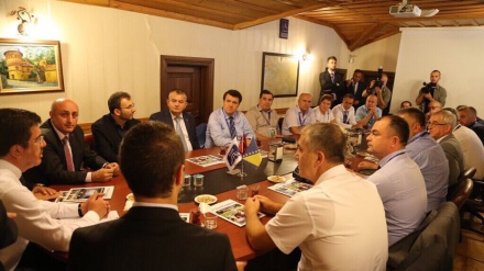 Delegacija bh.načelnika i gradonačelnika sastala se sa turskim ministrom Zeybekcijem