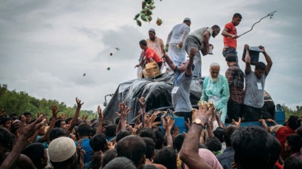 Myanma dövləti humanitar yardımlara maneənin olmadığını iddia edir