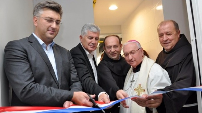 Hrvatski premijer u Mostaru otvorio pučku kuhinju