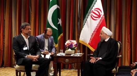 ایران اور پاکستان کی تعلقات کے فروغ پر تاکید