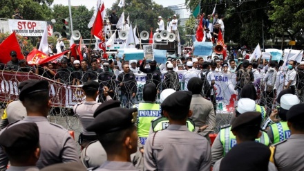 Myanma müsəlmanlarına qarşı soyqırımına etirazlar davam edir