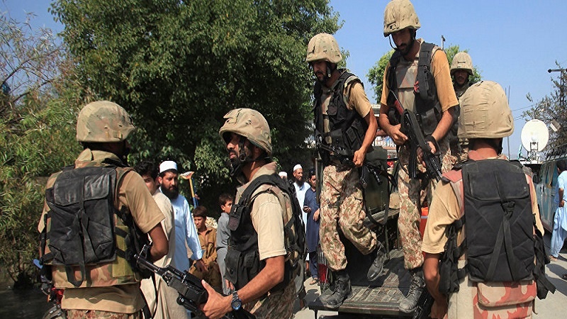 دہشت گردوں کے حملے میں چار پاکستانی فوجی افسروں کی ہلاکت