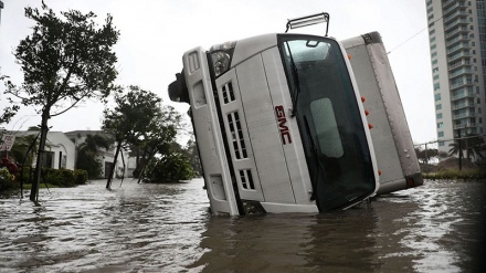 امریکی ریاست فلوریڈا میں سمندری طوفان نے تباہی مچادی، 64 افراد ہلاک