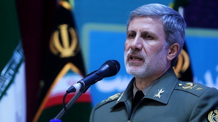 دفاعی توانائیوں میں اضافے پر ایران کی تاکید 