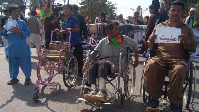 Əfqanıstanın Herat vilayətində gərginliyin artması etirazlara səbəb olub