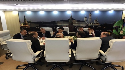 دیدارو وتووێژی وەزیری نەوتی ئێران لەگەڵ وەزیری وزەی ڕوسیا لە مۆسکۆ