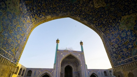 وێنەگەلێک له مزگەوتی مێژوویی ئیمام لە شاری ئەسفەهان