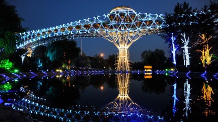 کلیپێکی جوان لە پردی تەبیعەت ( سروشت)ی تاران