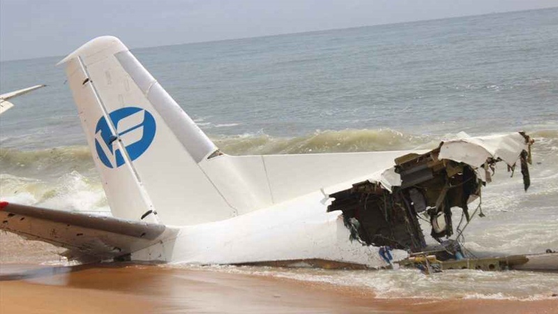 Obala Slonovače: Četvero poginulih i šest povrijeđenih u padu teretnog aviona