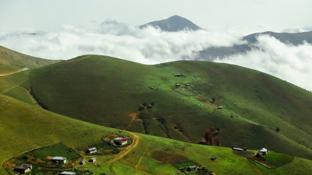 سروشتی پاییزی ڕێگای ئەسالم بۆ خلخاڵ