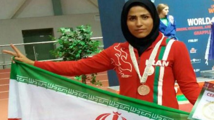 Bakı Qrapplin Çempionatı; İki iranlı atlet bürünc medala yiyələndi