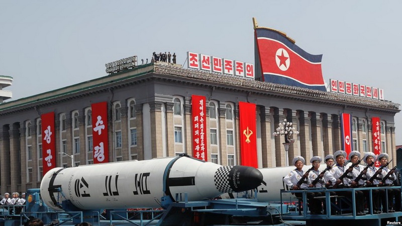Ş.Koreya: Regionda atom müharibəsi hər an baş verə bilər