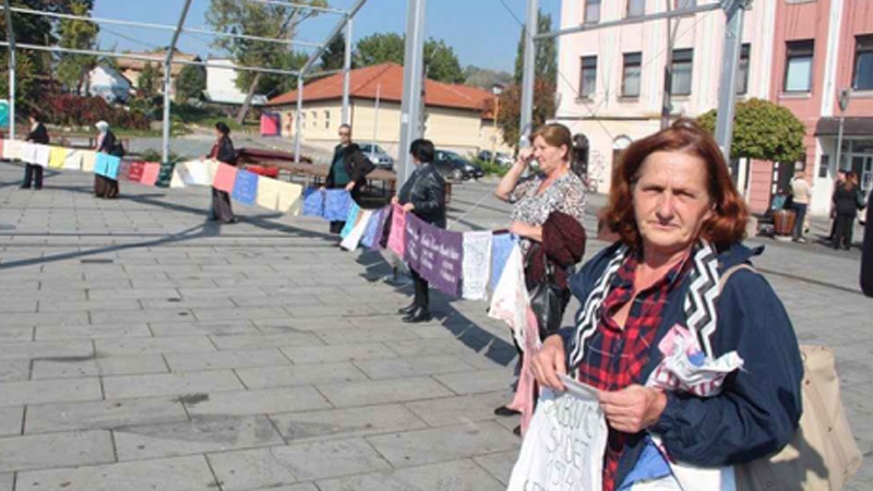 Žene Srebrenice na protestu u Tuzli: Nadamo se da će Mladić dobiti doživotnu zatvorsku kaznu