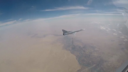 Šest ruskih bombardera uništilo baze ISIL-a u Dejr el Zoru