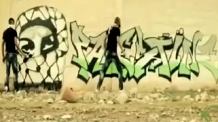 بەنزی ، هونەرمەندێکی ڕاستەقینه وئەوینداری خەڵکی فەلەستین که به چەکی ڕەنگەوه بووەته کەسایەتیەکی جیهانی 