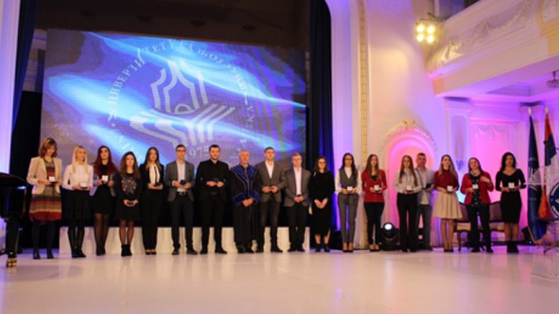 Univerzitet u Banjaluci obilježio 42 godine rada: Nagrađeni najbolji student