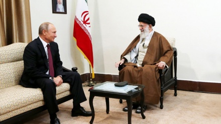 دیداری ڕێبەری مەزنی ئینقلاب لەگەڵ پوتین  و ئێلهام عەلی ئێف سەرۆک کۆمارانی ڕوسیا و ئازەربایجان له تاران