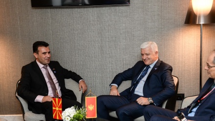 Zaev inicirao avio liniju Skoplje-Podgorica-Sarajevo