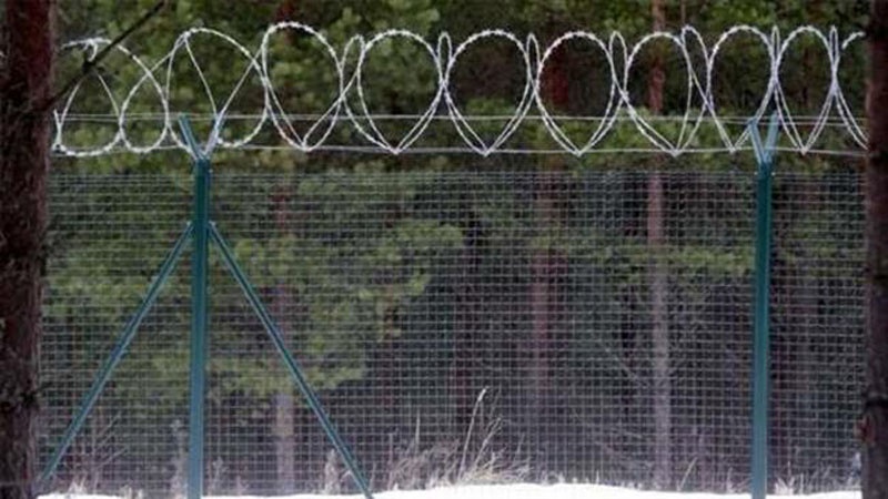 Srbija podiže bodljikavu žicu na granici sa Sjevernom Makedonijom