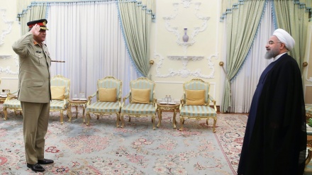 ڕۆحانی: ئێران لە پەرەی هاوکارییەکانی سەربازی لەگەڵ پاکستان پێشوازی دەکات
