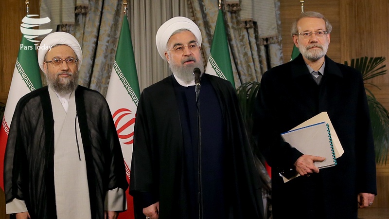 Ruhani: Regionda sakitlik, sionistlər və amerikanların silahı ilə təmin olunmaz