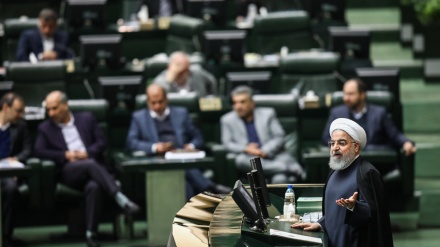 رۆحانی: عەرەبستان دەست هەڵگرێ لە سەردانواندن لەبەرامبەر عەرەبستان