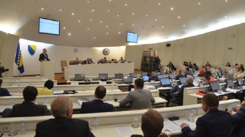 Parlament BiH: Akcize usvojene u cik zore
