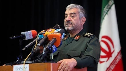 General Cəfəri: İslam İnqilabı fəal və canlı olmaqda davam edir
