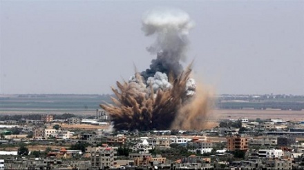 غزہ پر ہوائی حملہ اور مختلف فلسطینی علاقوں میں جھڑپیں