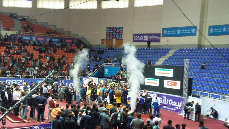 İran dünya klublarının yunan-roma güləş yarışlarının çempionu olub
