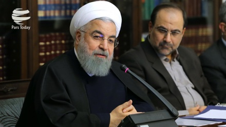 Ruhani: Trampın xətası müsəlmanları daha da birləşdiribdir