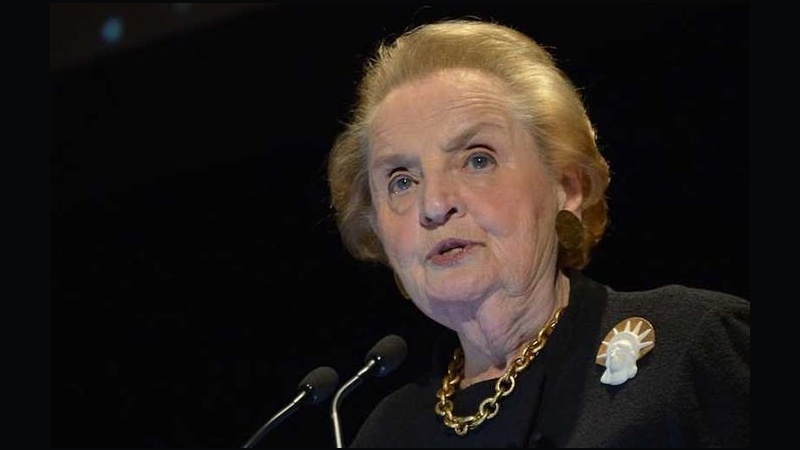 Madlin Olbrayt: Donald Tramp ABŞ-ı zəiflətməkdədir
