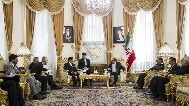 شەمخانی: پەیوەندیی نێوان ئێران وپاکستان ناکەوێتەژێر کارتێکەریی ژمارێک وڵات