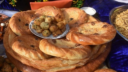کێ به‌ر کێ ساز کردنی نان لە پێتەختی تاجیکستان
