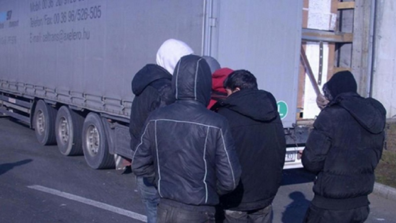 Migrante prebacuju od Bileće do Mostara za 100 eura po osobi